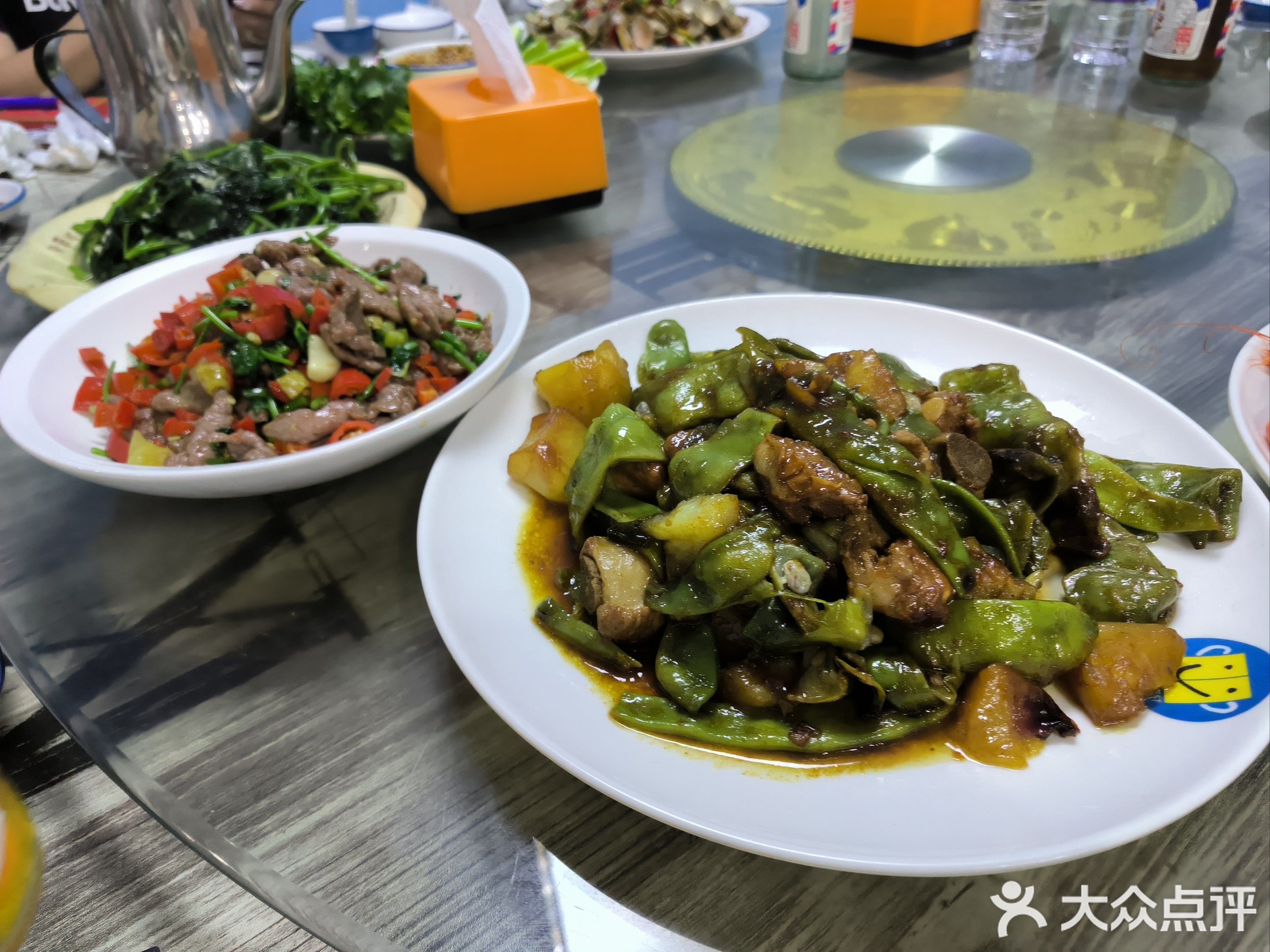 冬天里东北菜馆(六盘村店)