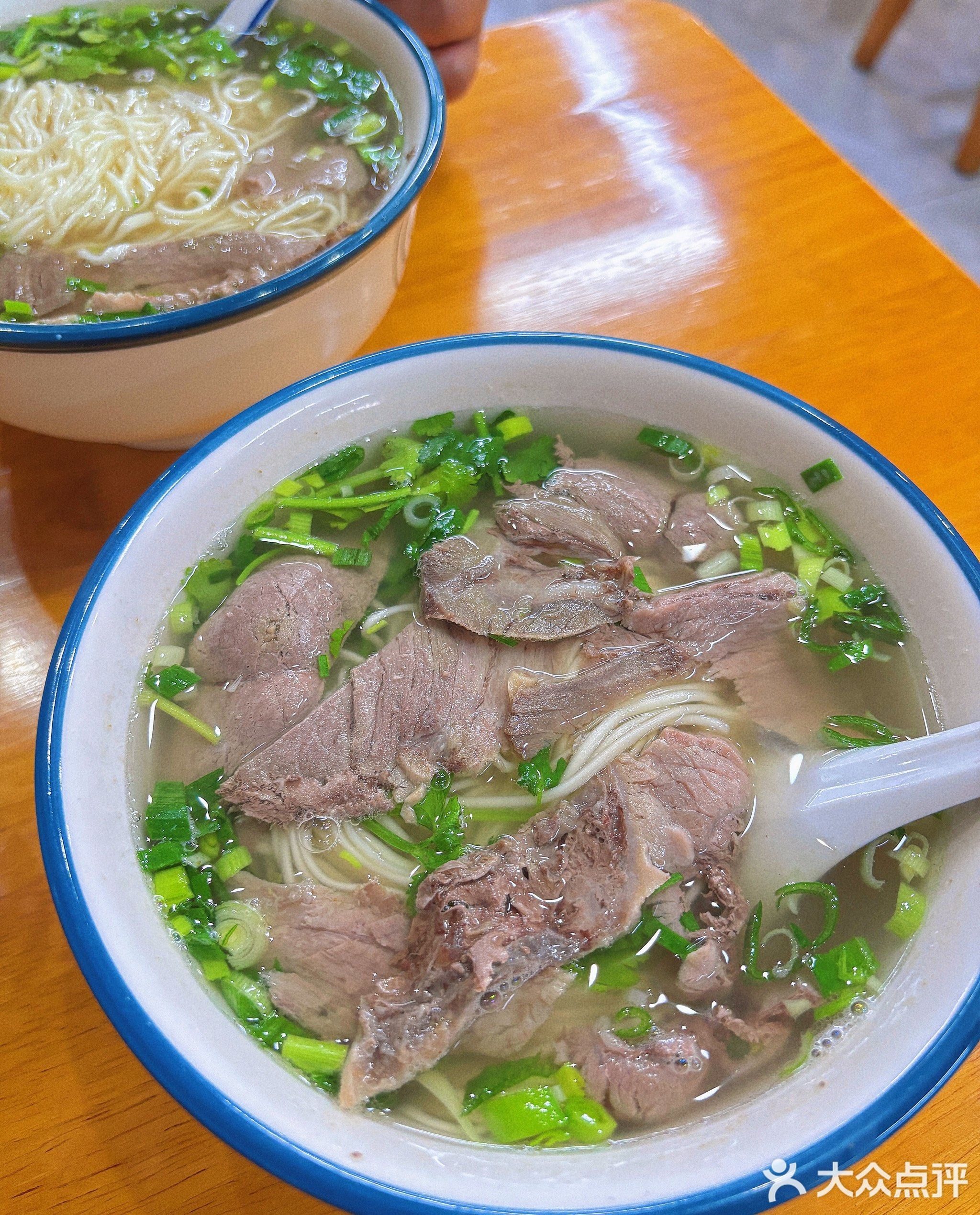 鼎麦多兰州牛肉拉面
