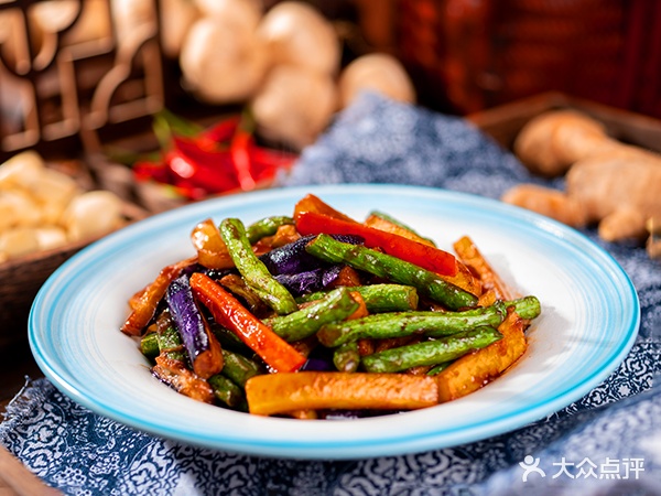 小东北私房菜(嘉和城布洛可二区店)