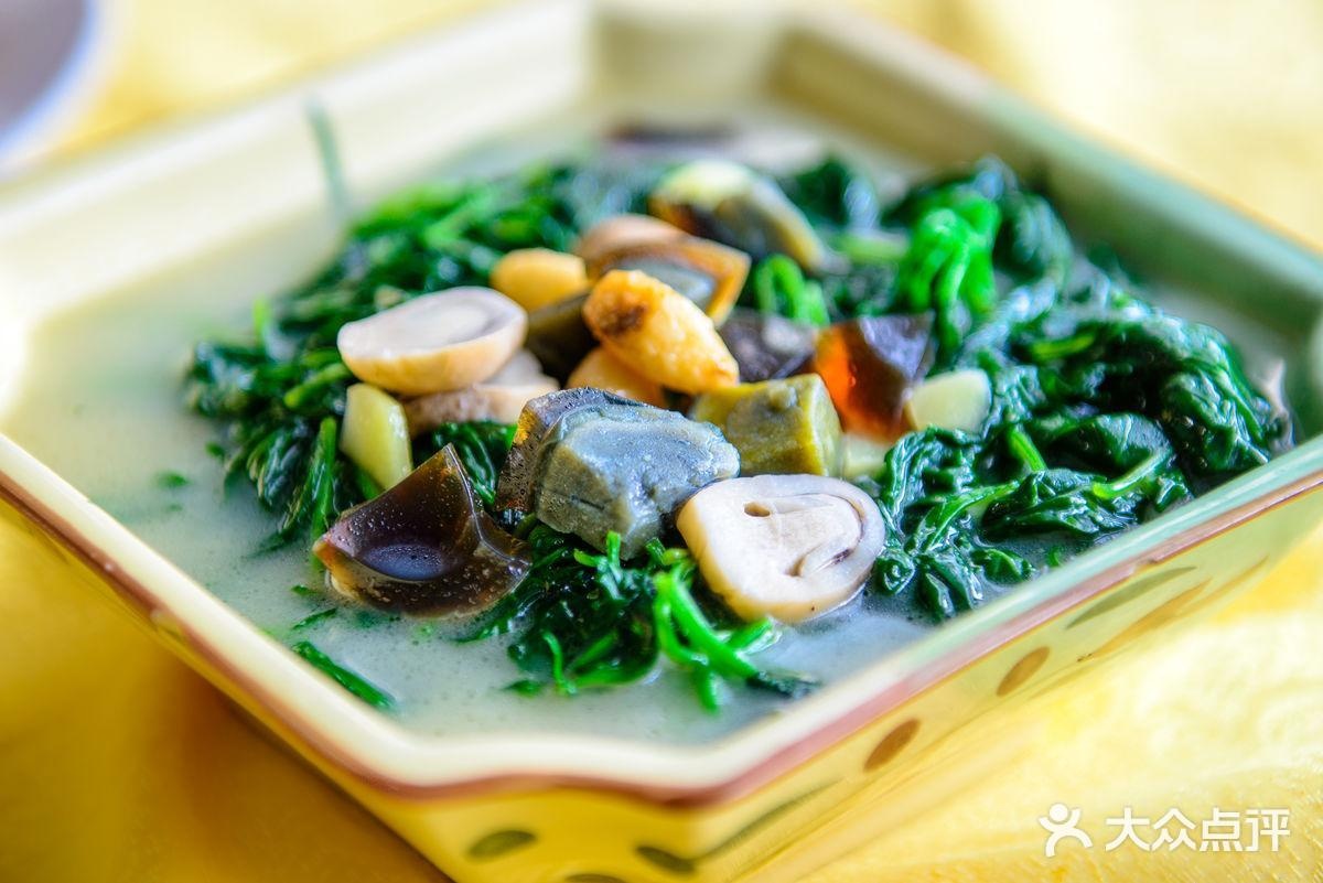 网鸿美食坊(时代广场店)