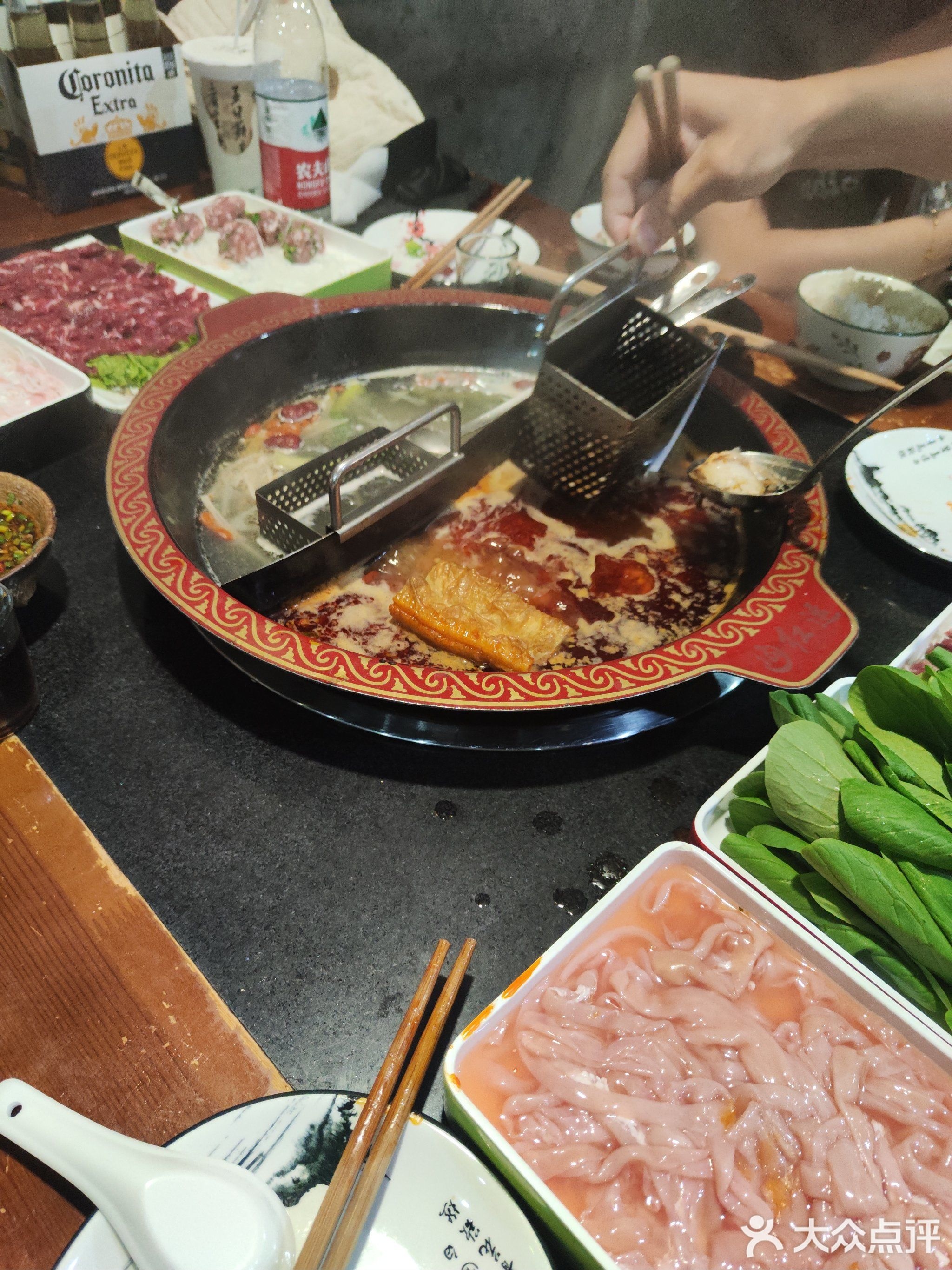 红运火锅(滨河西路店)