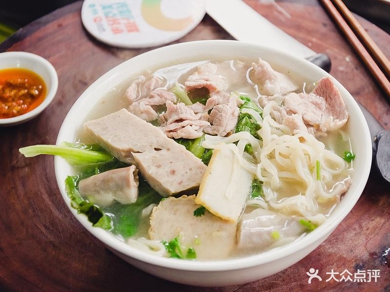 墘记陆丰卤水粿条汤