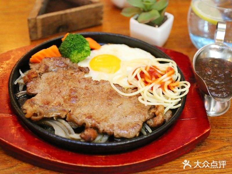 上品潮牛·街头牛排(宇济文化广场店)