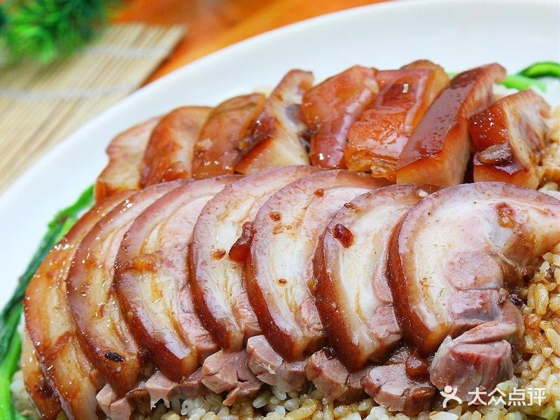 郑记港式烧腊正宗隆江猪脚饭(穆厝社店)
