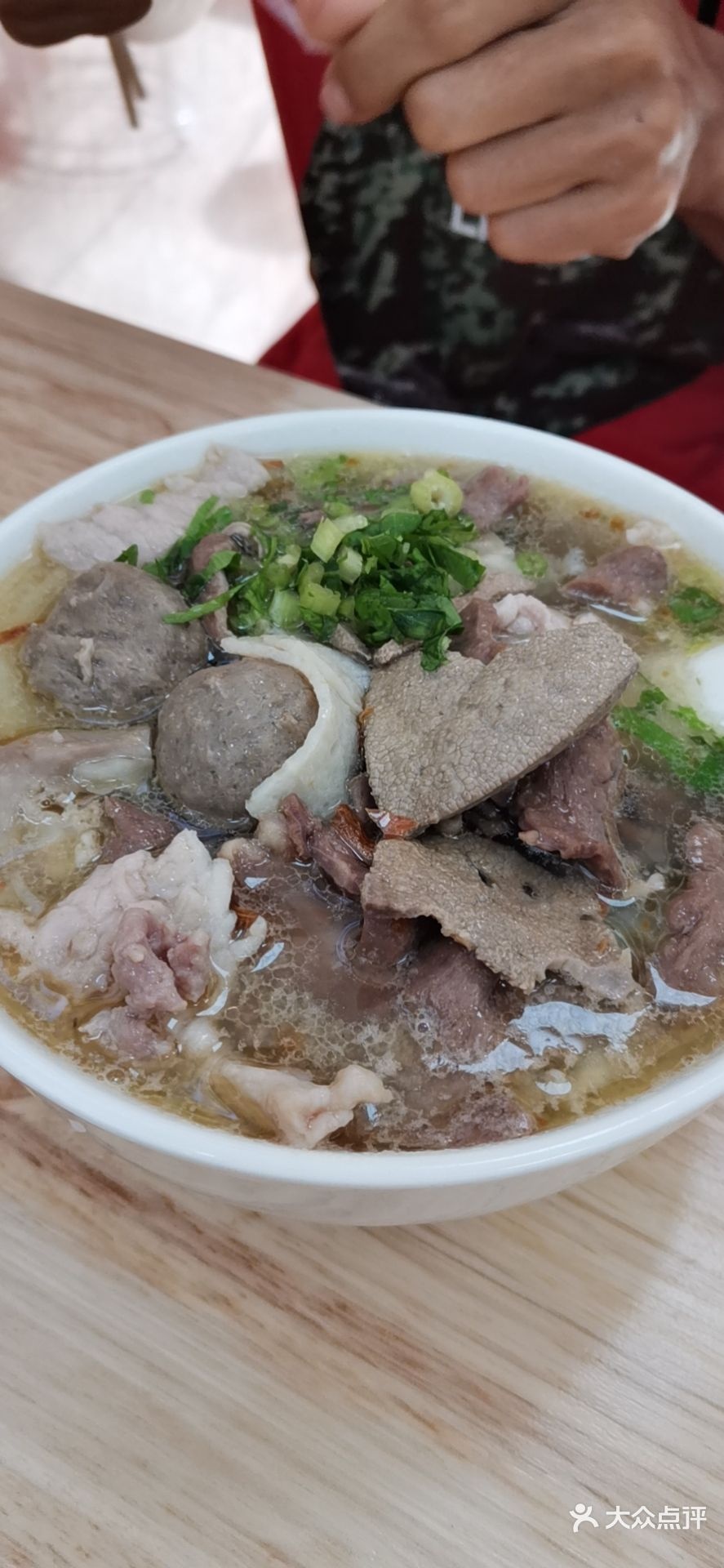 潮汕猪杂汤粉世家(西湖路店)