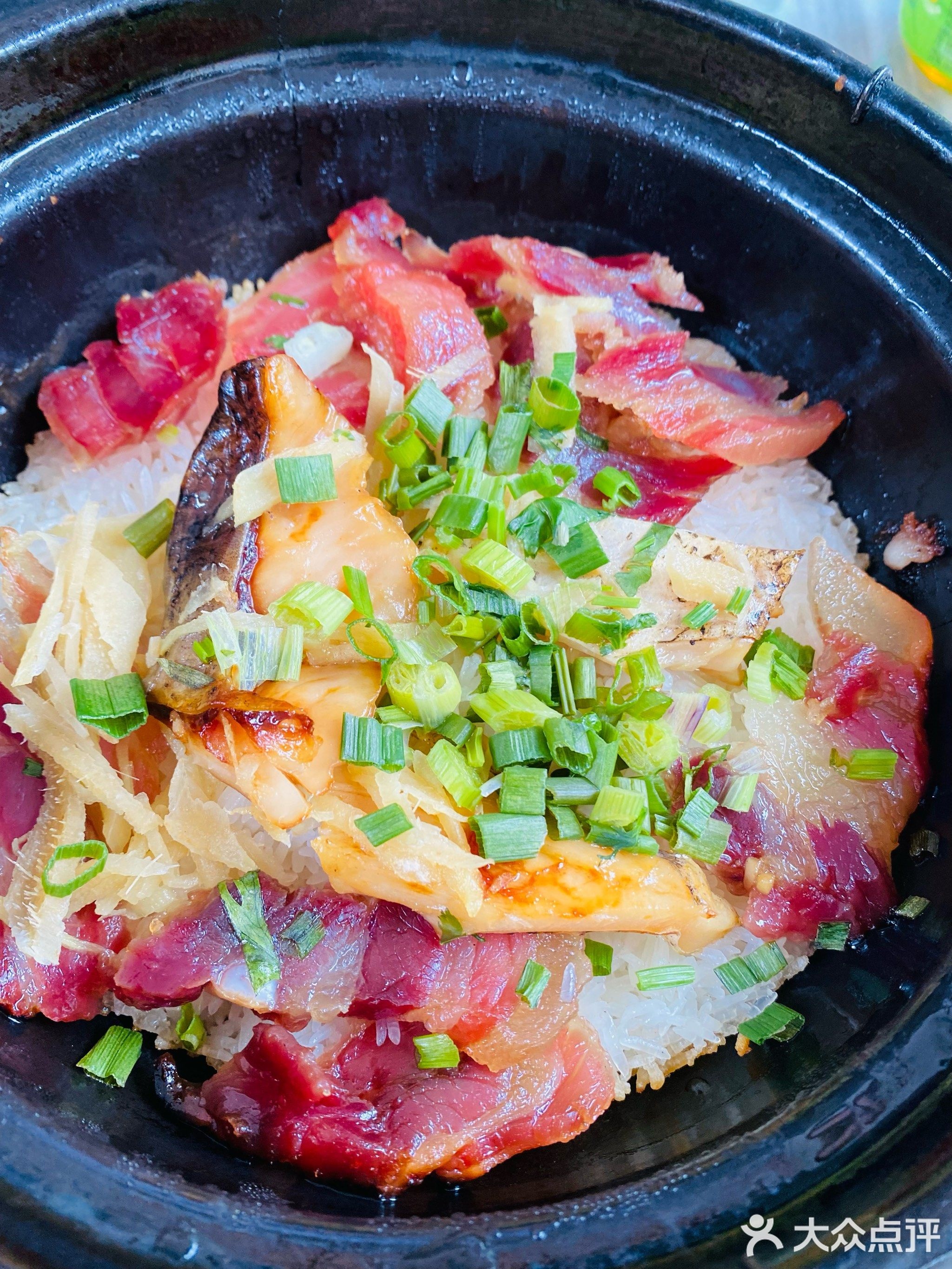 容里煲仔饭(利丰北路店)