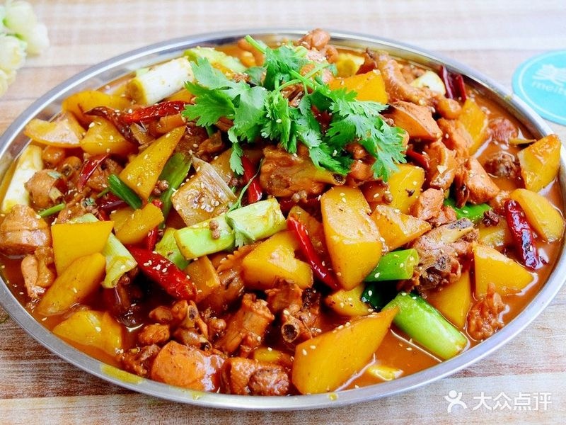 辣椒炒肉馆(金色家园店)