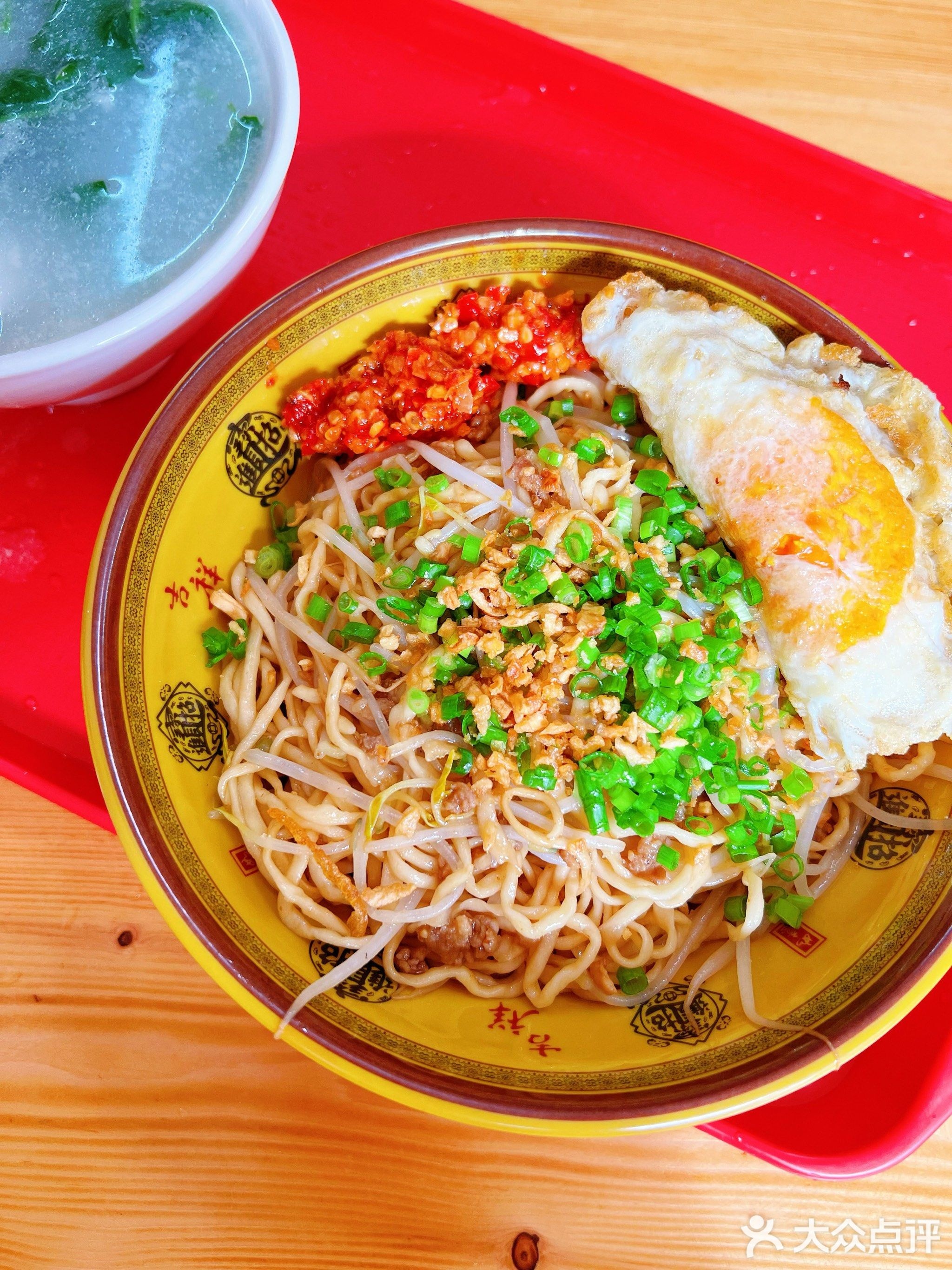 何氏传统手工面客家腌面(贵海花园店)