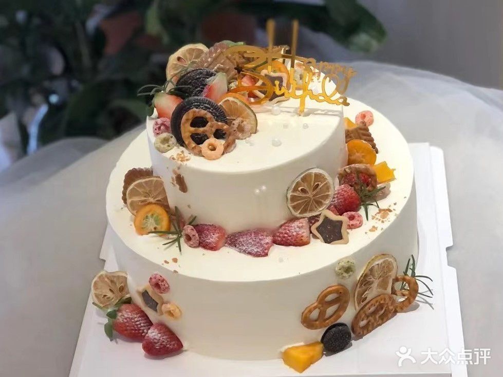 小熊轻甜城堡蛋糕披萨