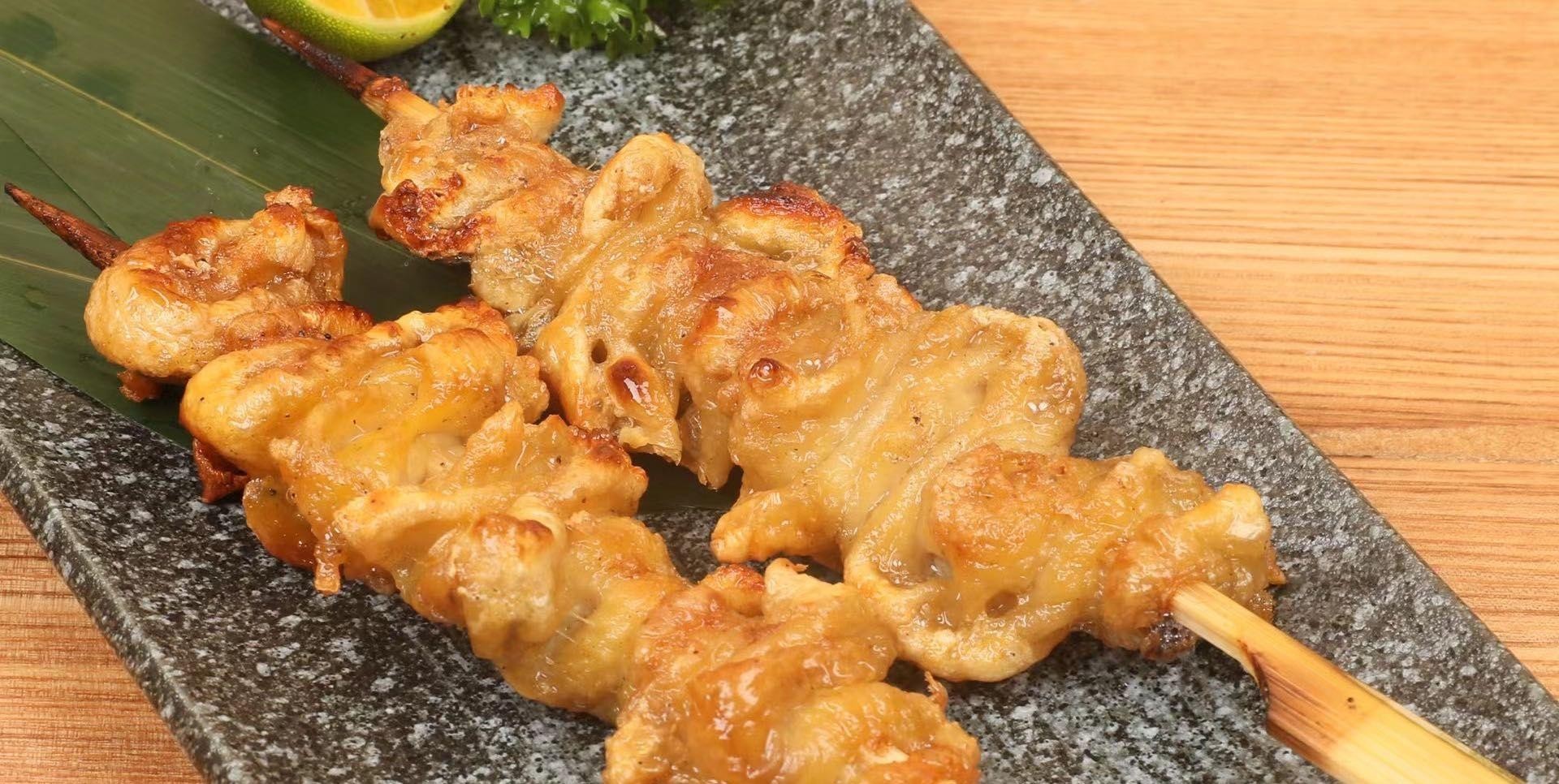 烤鸡肉串横町图片