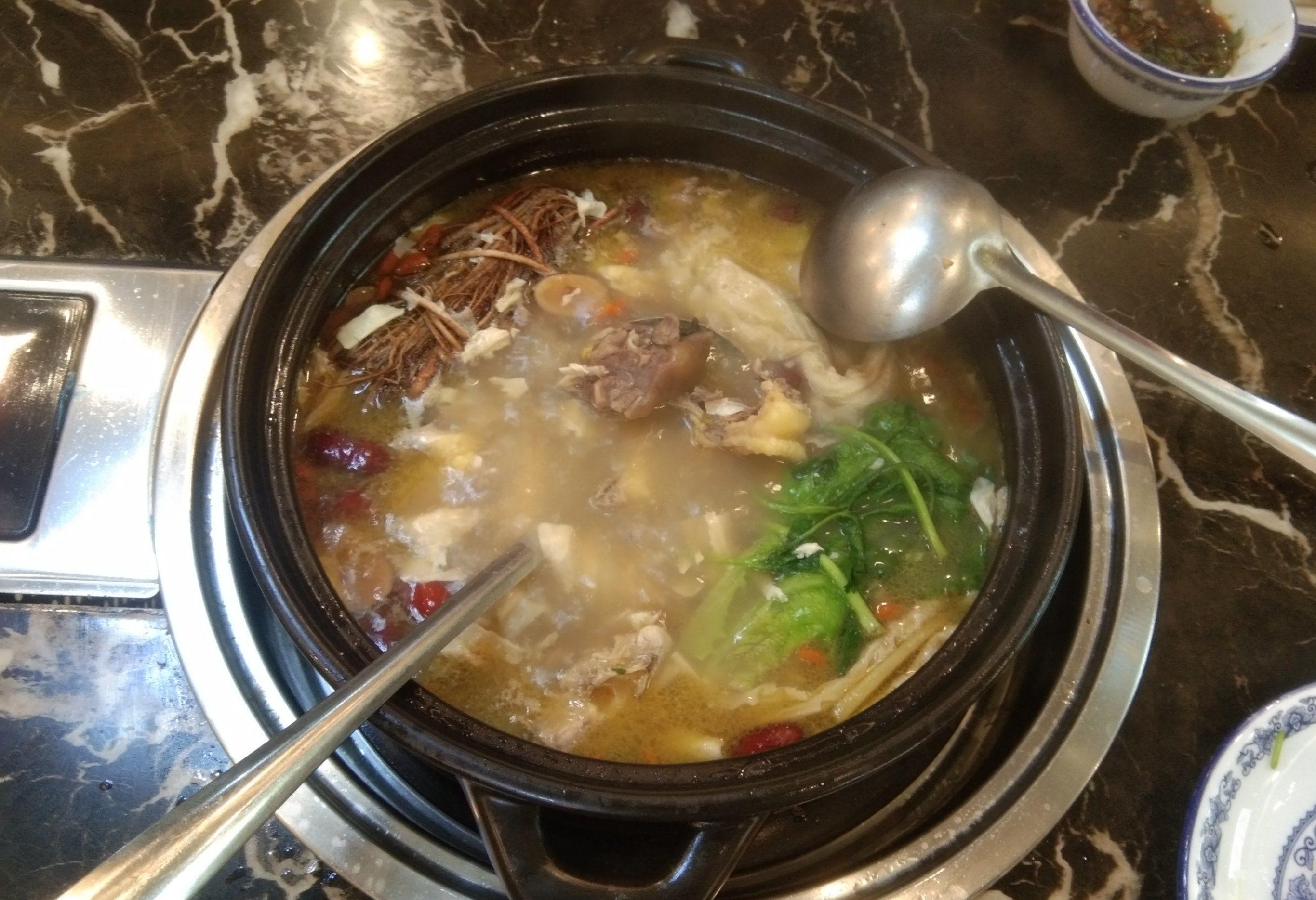 7915店名 鼎记甲鱼鸡子牛鞭煲