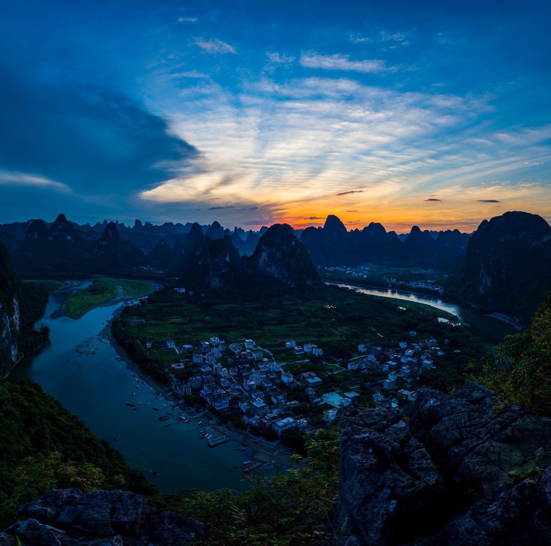 桂林漓江古东景区图片