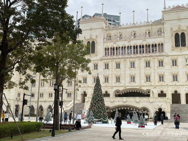 华融琴海湾购物中心