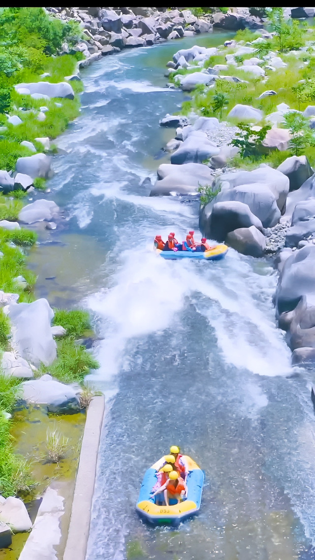 宝天曼峡谷漂流