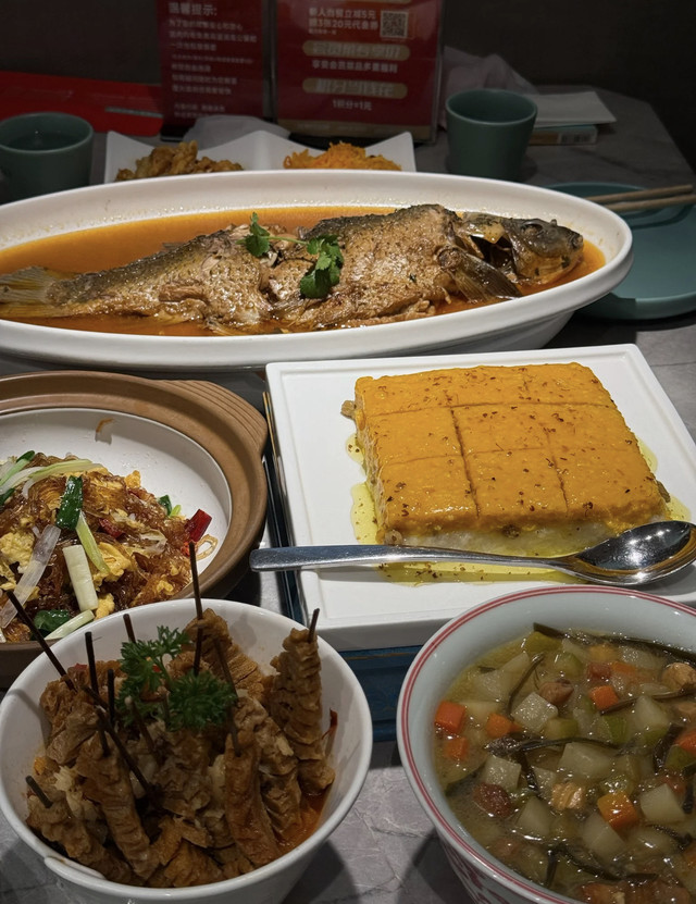 隆兴美面食馆(阳光国际广场店)