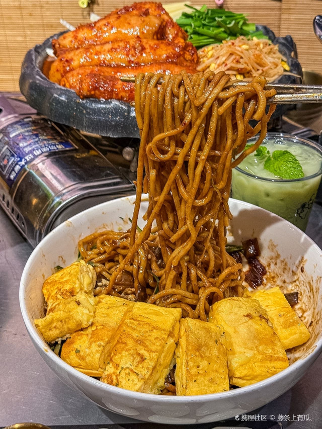 88首尔小酒馆韩式辣鸡爪·火锅·烤肉88POCHA(蒙自路店)