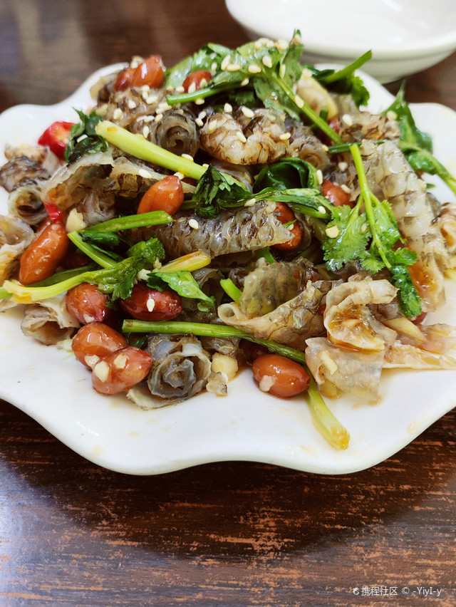 龙姨粉角铺