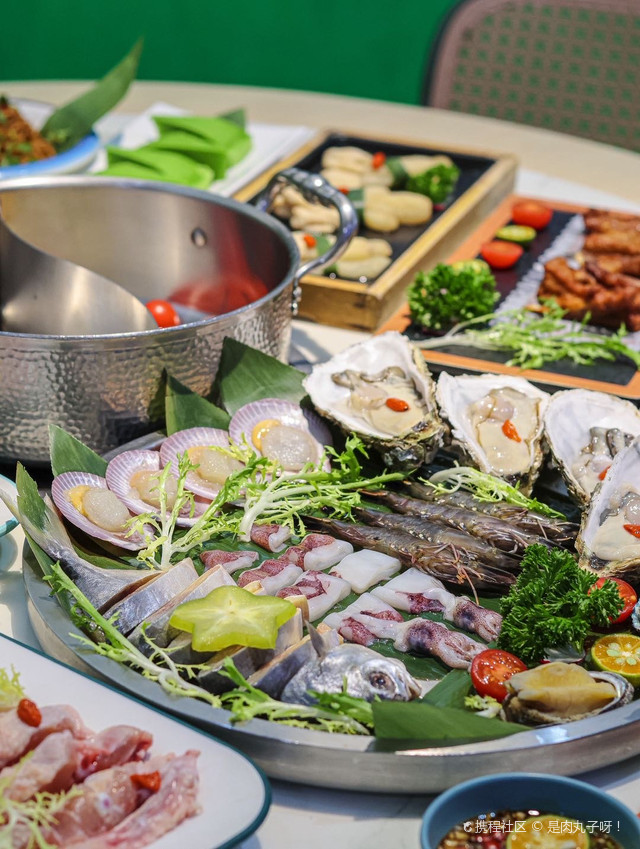 椰小贝·椰子鸡糟粕醋·海鲜火锅(天涯小镇黄龙街店)