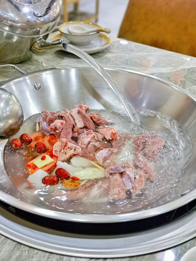 羊振富·煮羊肉·东北菜馆(湖里店)