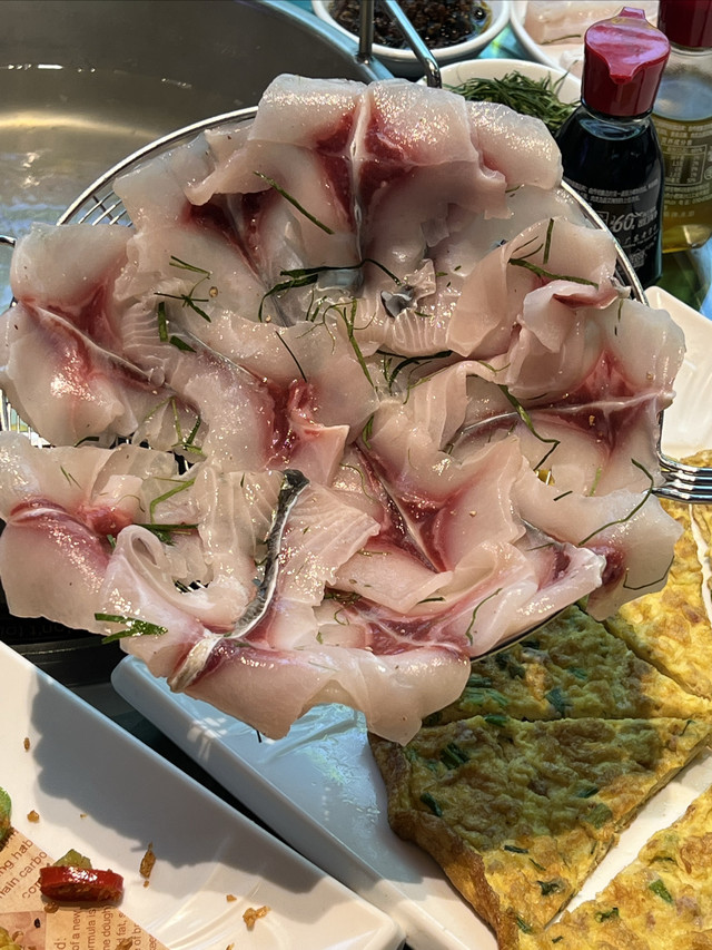 鱼乡·中山地标美食·吊水脆肉鲩大头鱼·22年名店(沙溪星宝店)环境