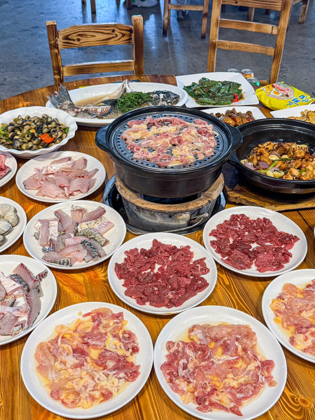 村长炭炉桑拿鸡·桑拿牛肉·炭炉烧鸡(清远银盏店)
