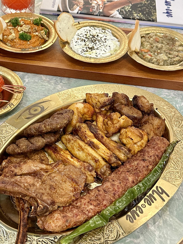 Blue eye土耳其餐厅·烤肉·披萨·清真(鄞州店)