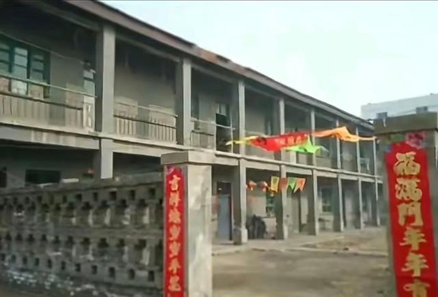 山西省刘胡兰中学