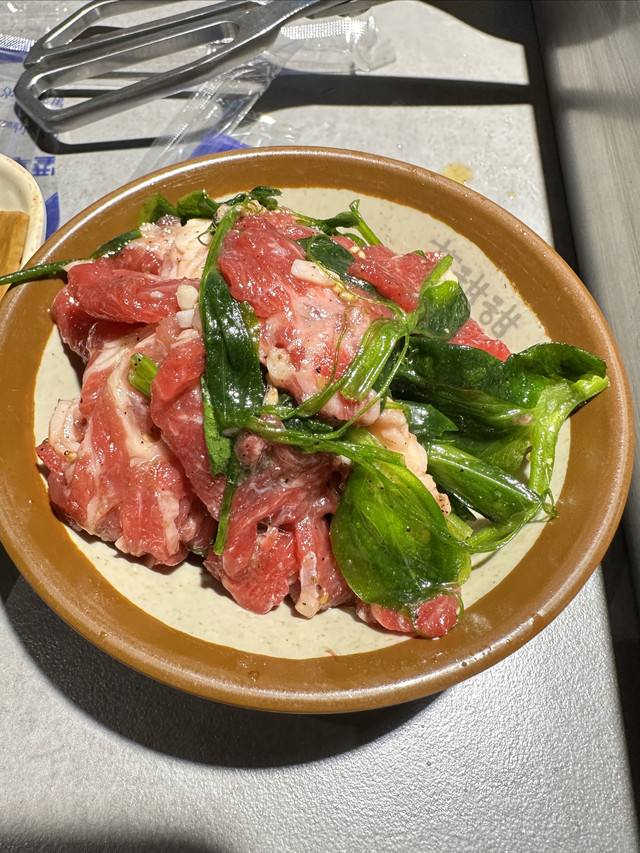 芦甜甜的农场烤肉店