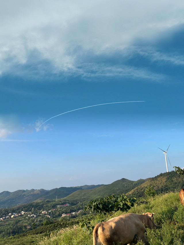 耒阳天源山滑翔伞基地起飞场