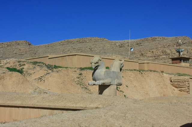 波斯波利斯宫百柱厅柱