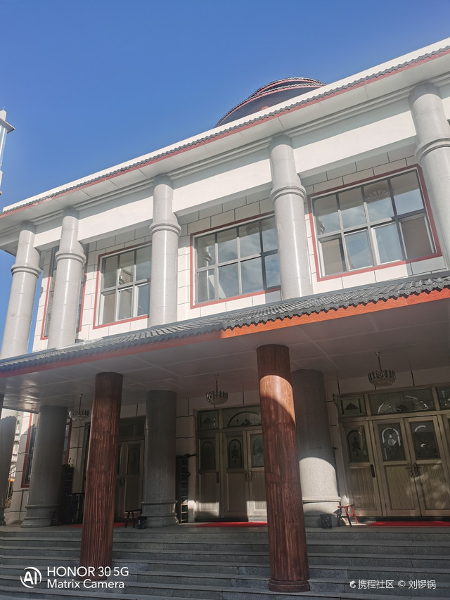 茂县清真寺(凤仪大道南段)-东门