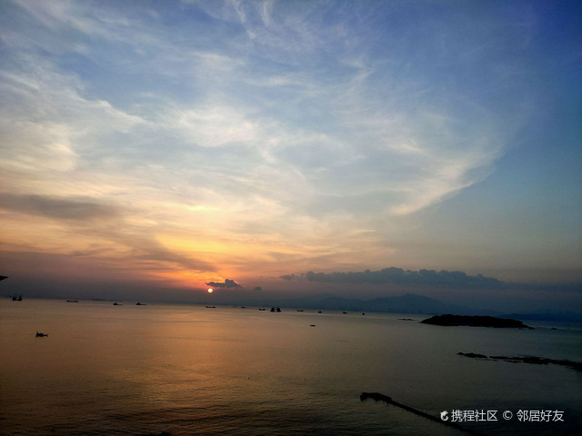 无边际泳池
