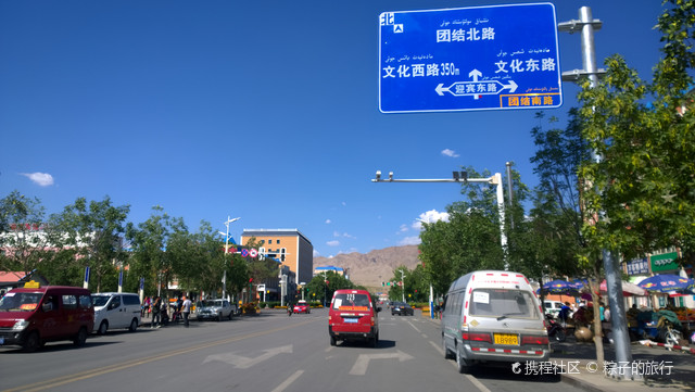 富蕴客运站