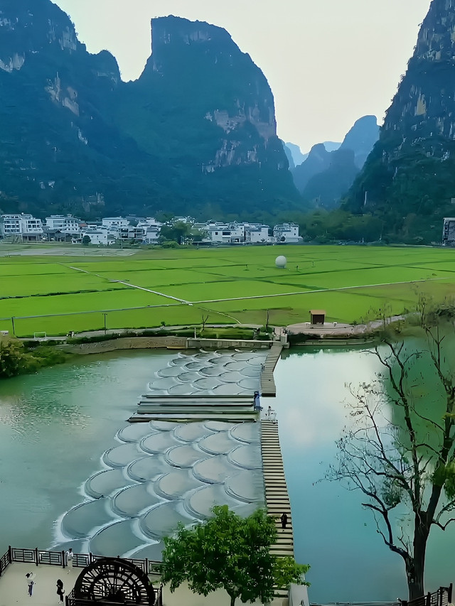 鱼鳞坝