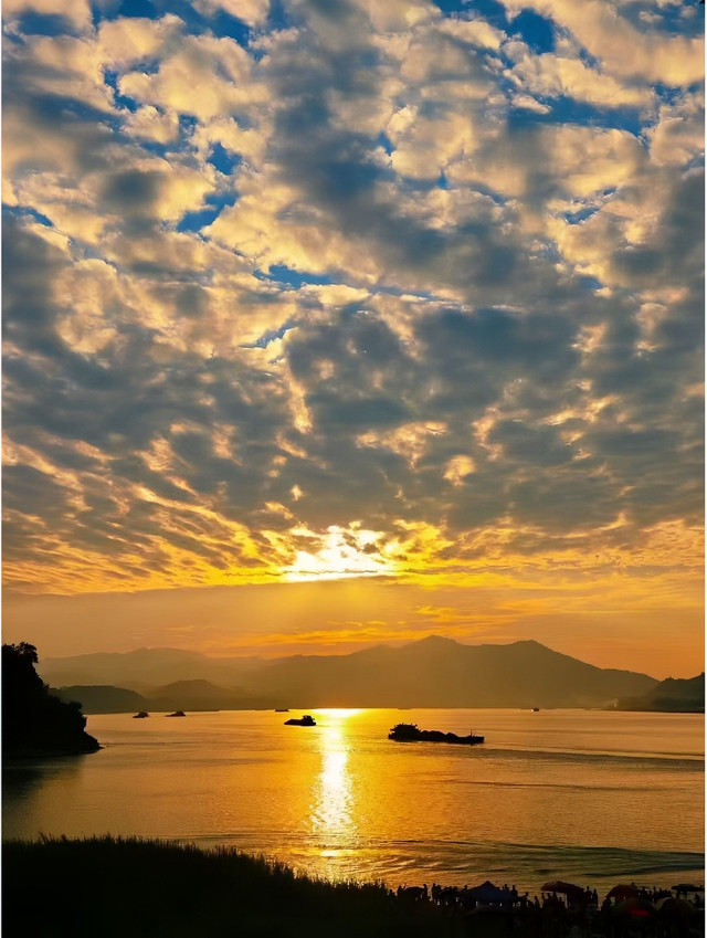 湾边村