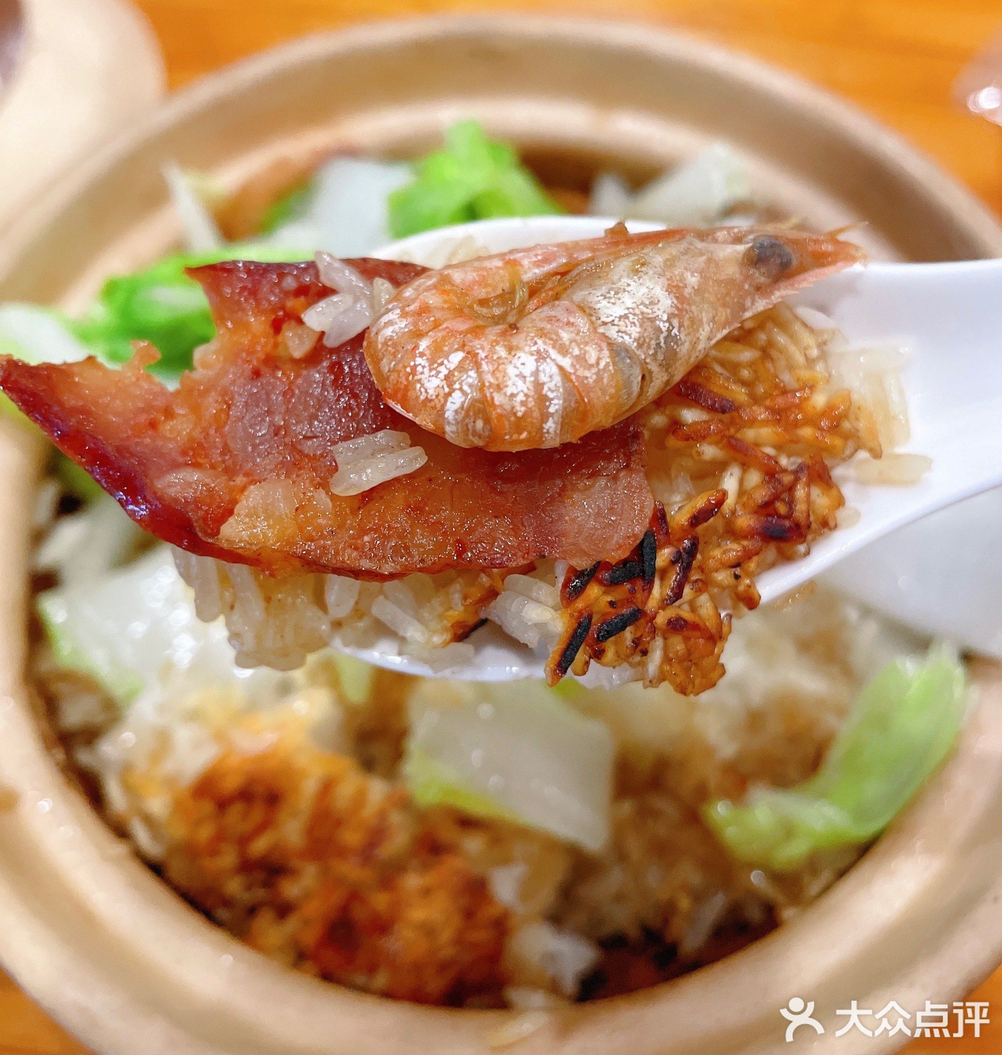 蓝鸿湘菜馆