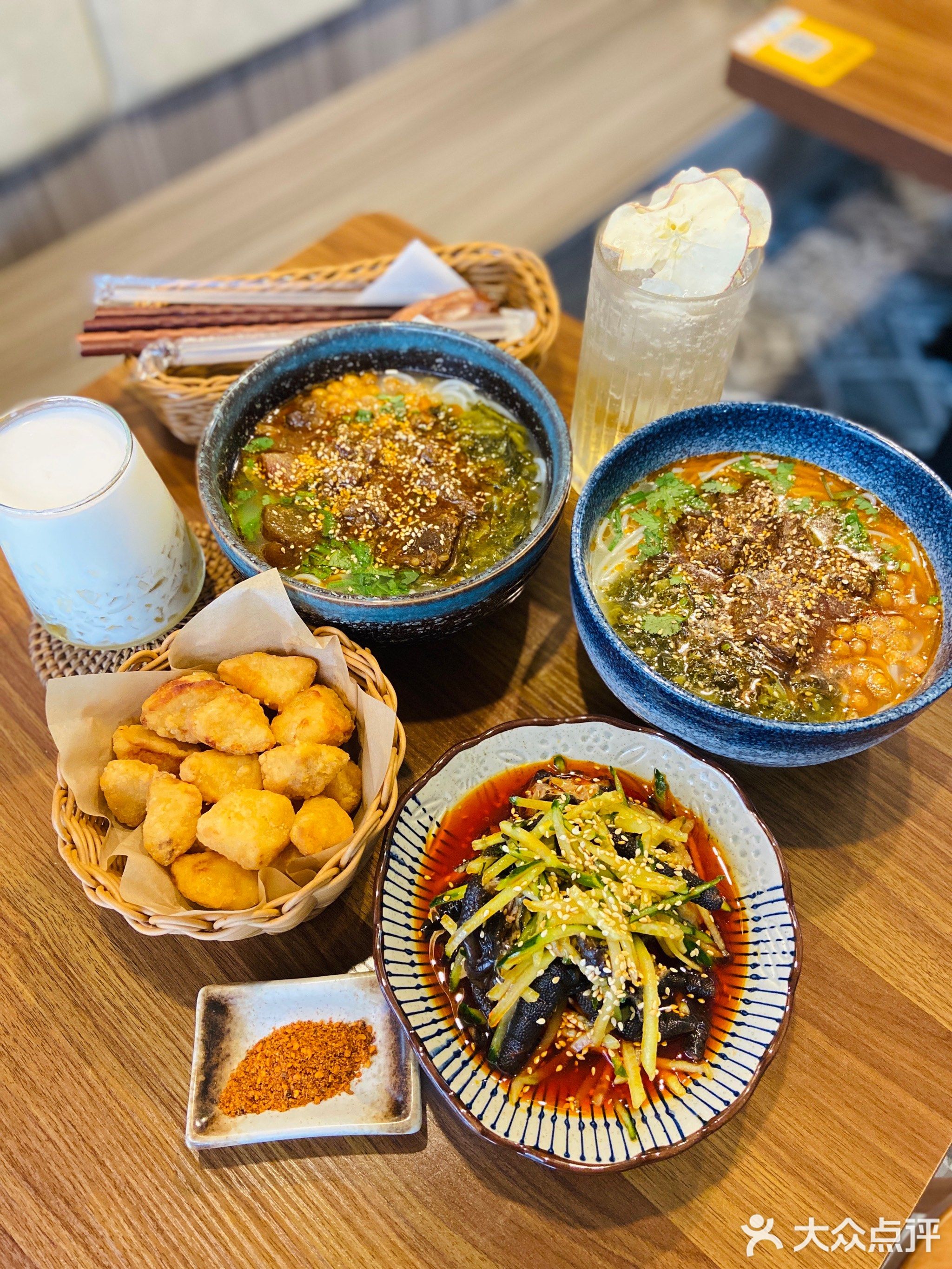 川一米粉(金鹰店)