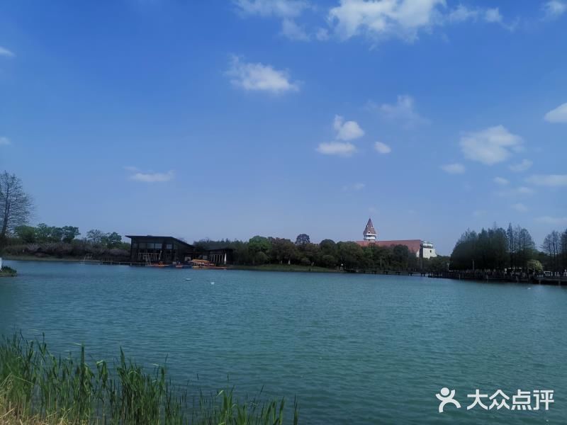 夕露园-网球场,篮球场