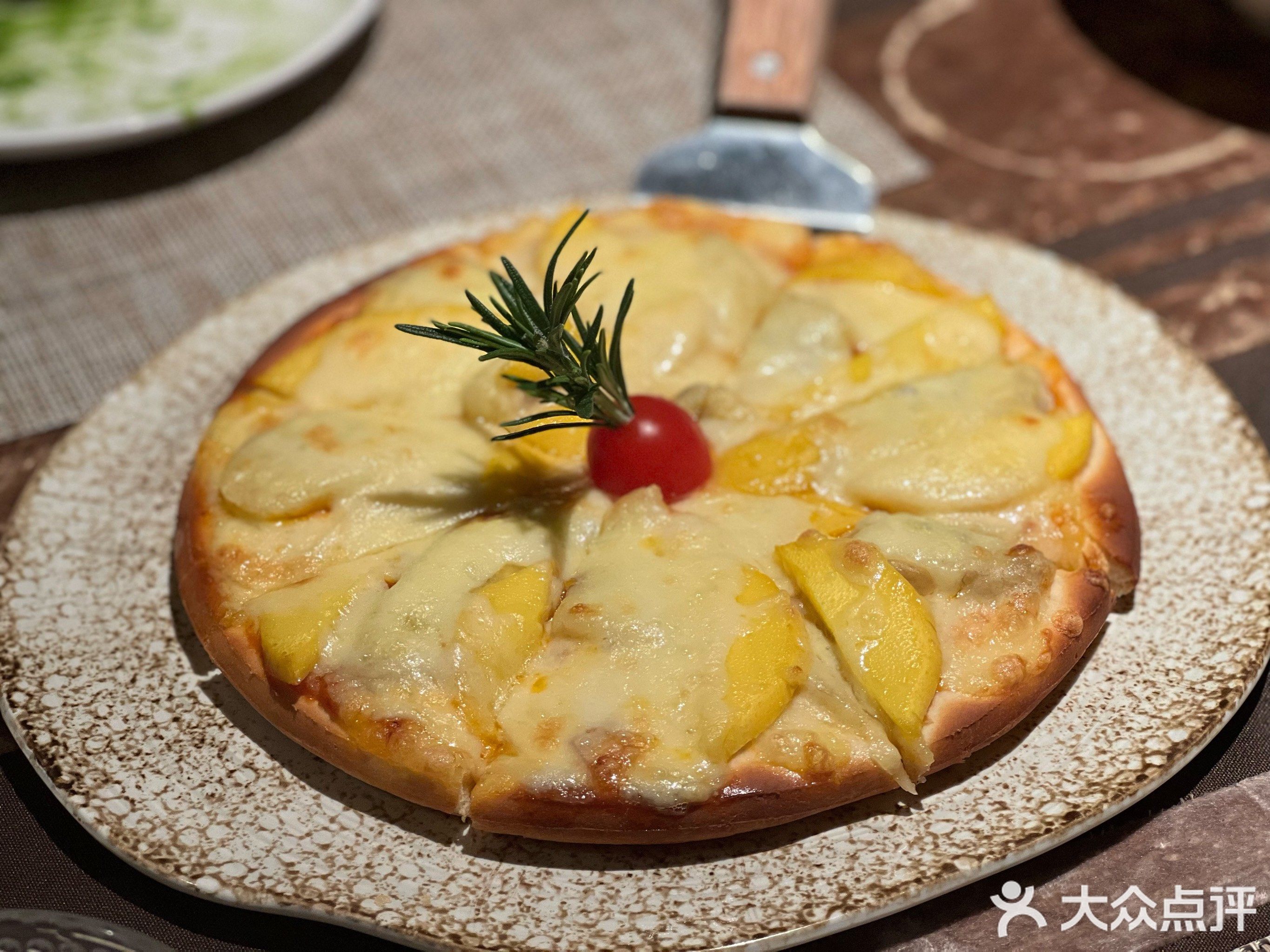 太空艺术餐厅(周图联营店)