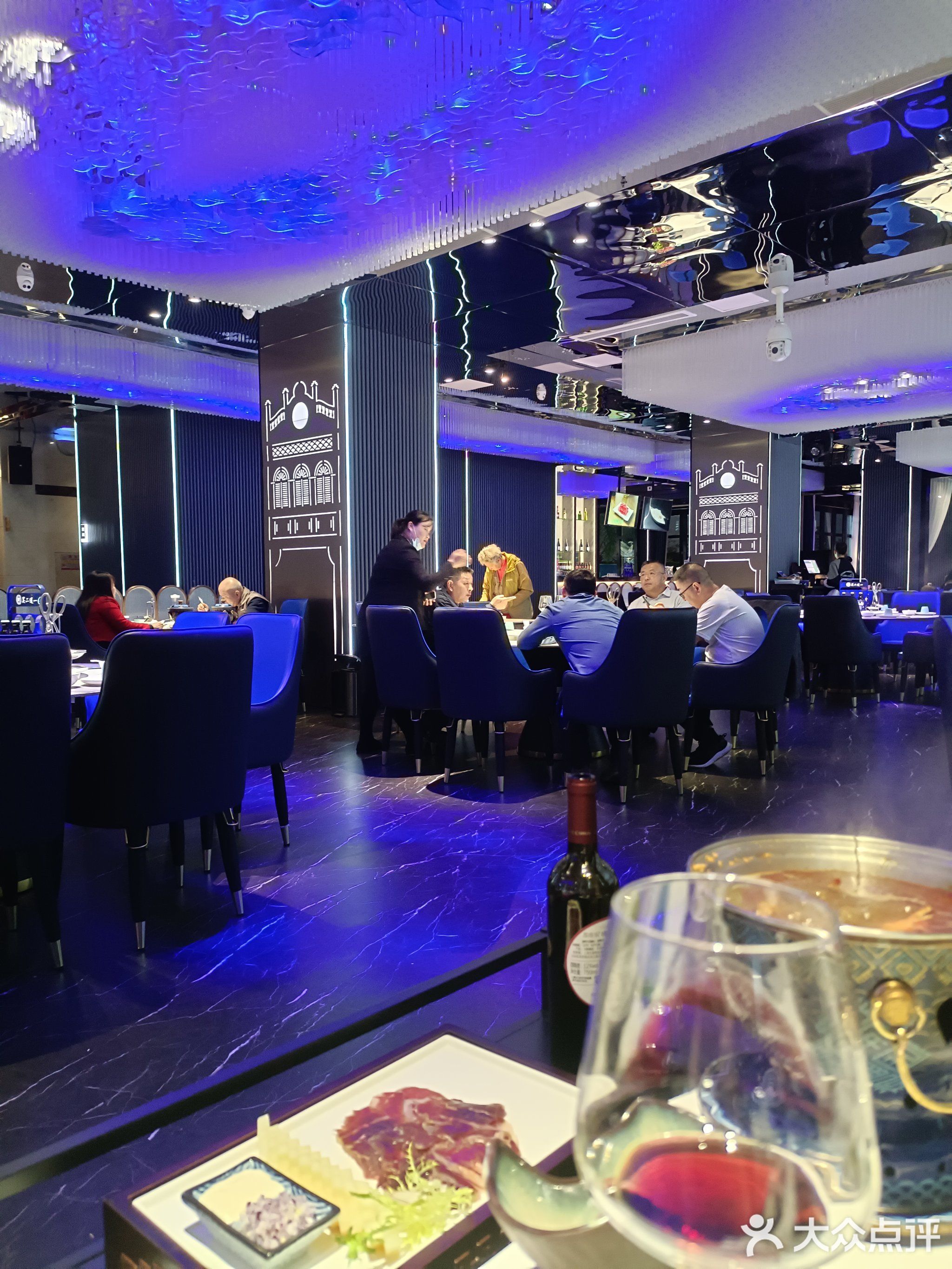 鲜仓海鲜餐厅(海口湾店)