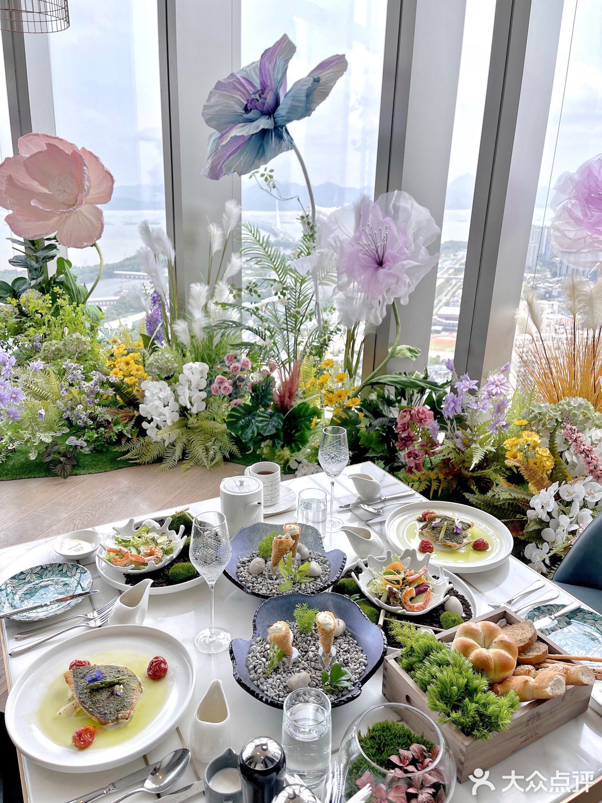 鹏瑞莱佛士酒店·星空坊Sky Café