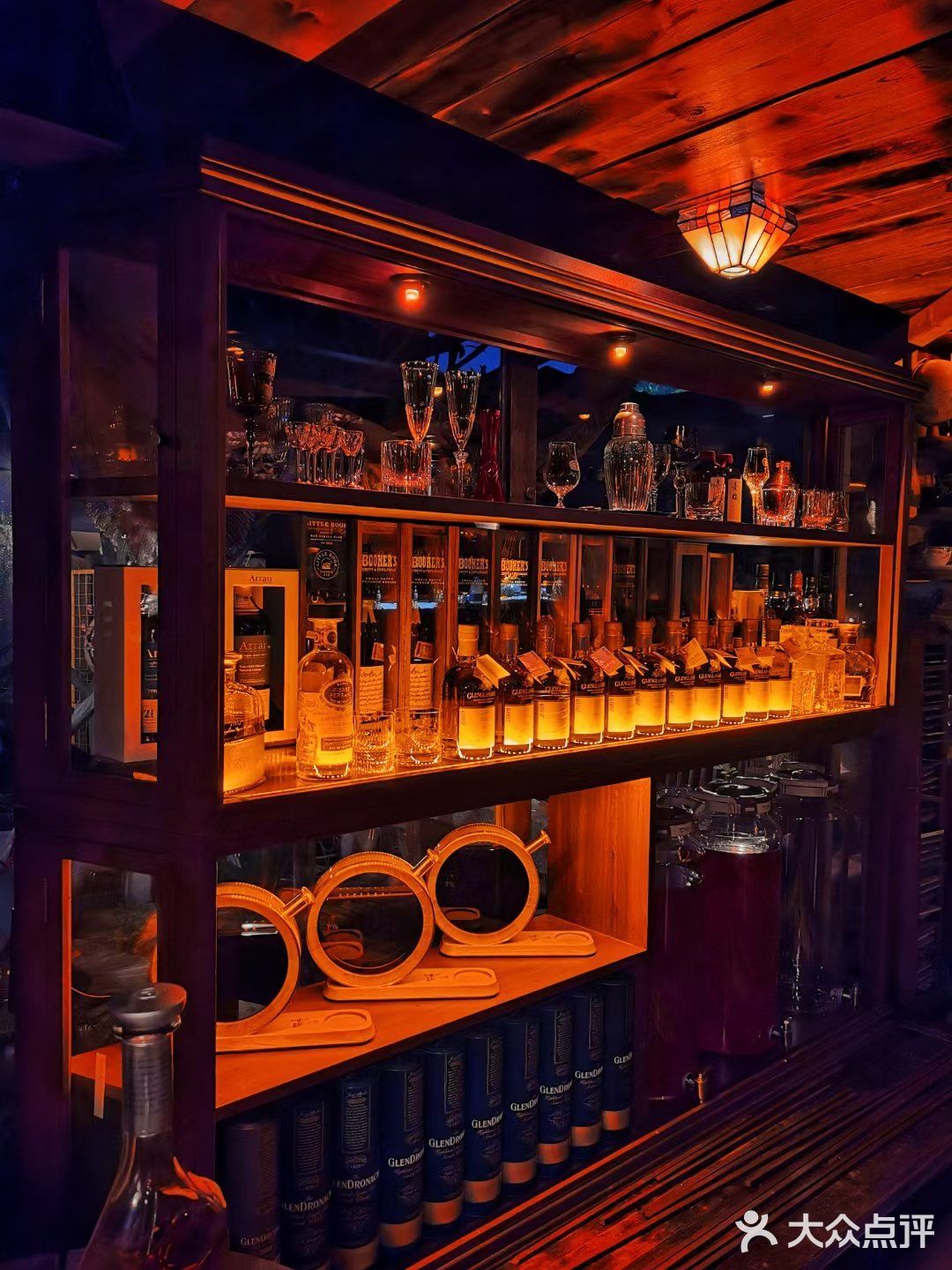 嬉皮屋酒馆(鼓浪屿店)