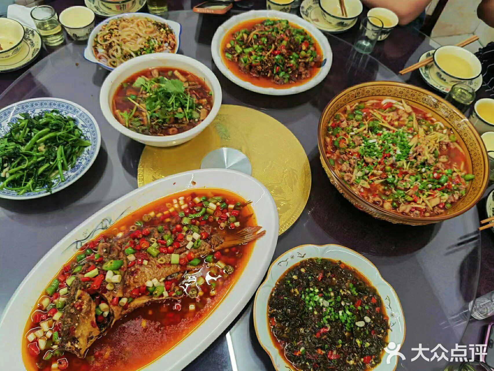 自贡霸王兔总店