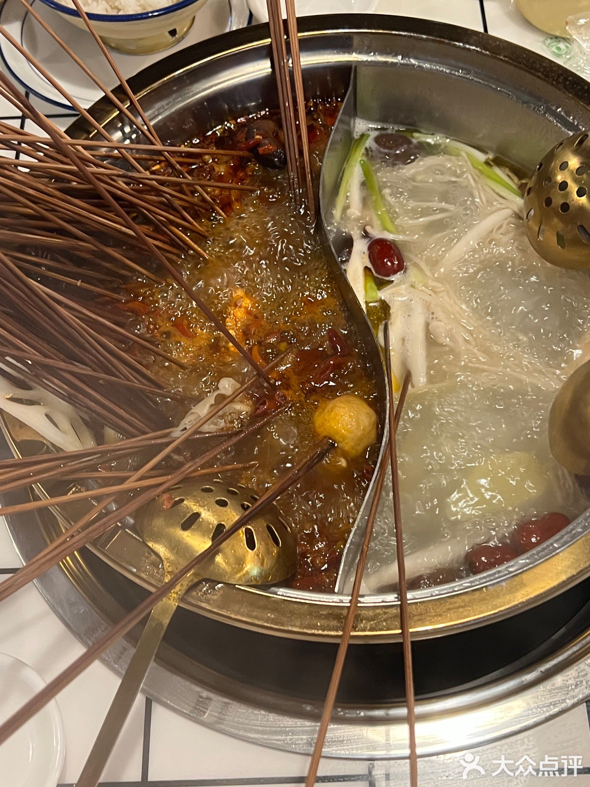 千百味串串火锅(太平古城店)