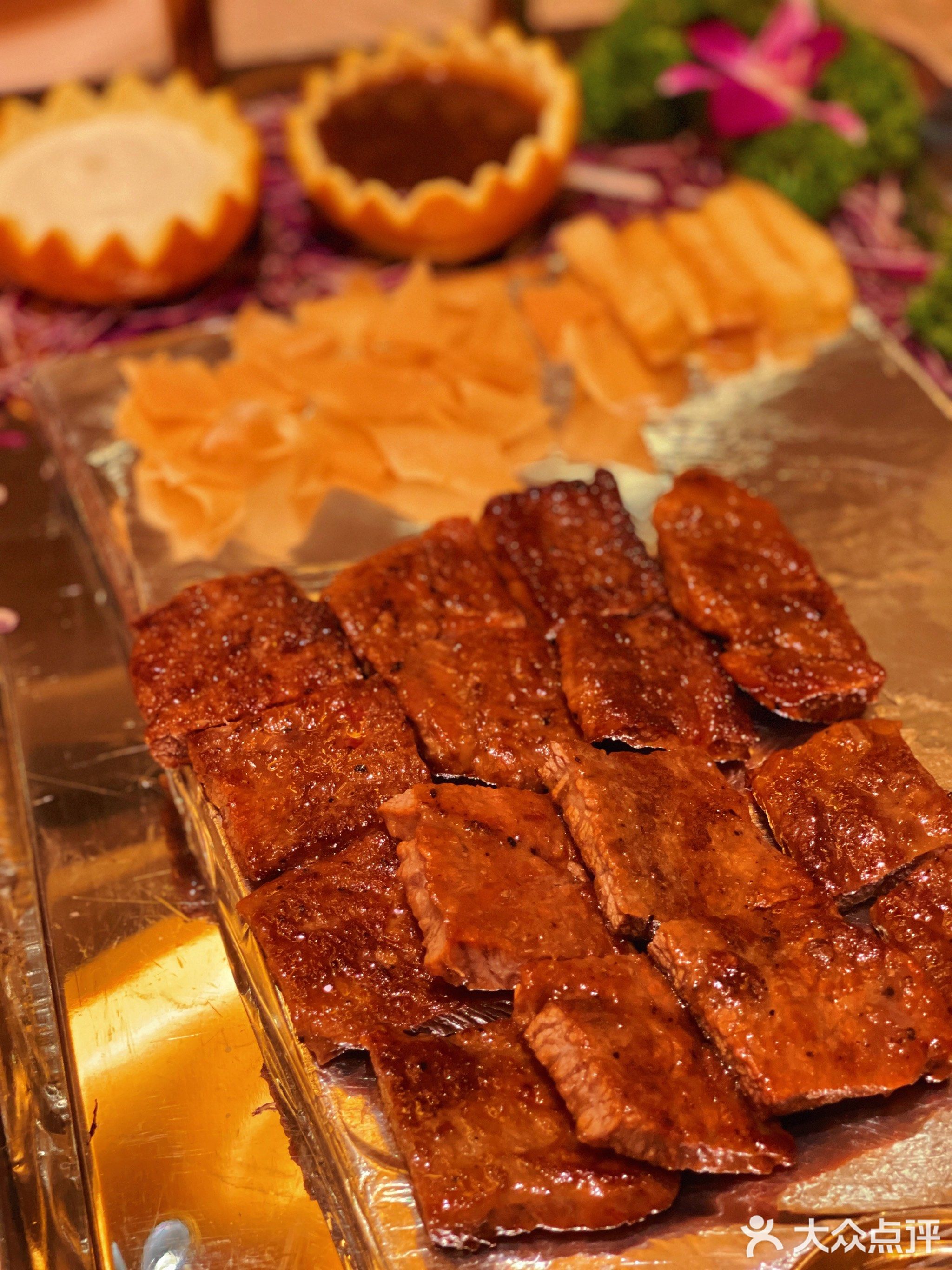 宝利来国际大酒店-凤凰阁旋转餐厅