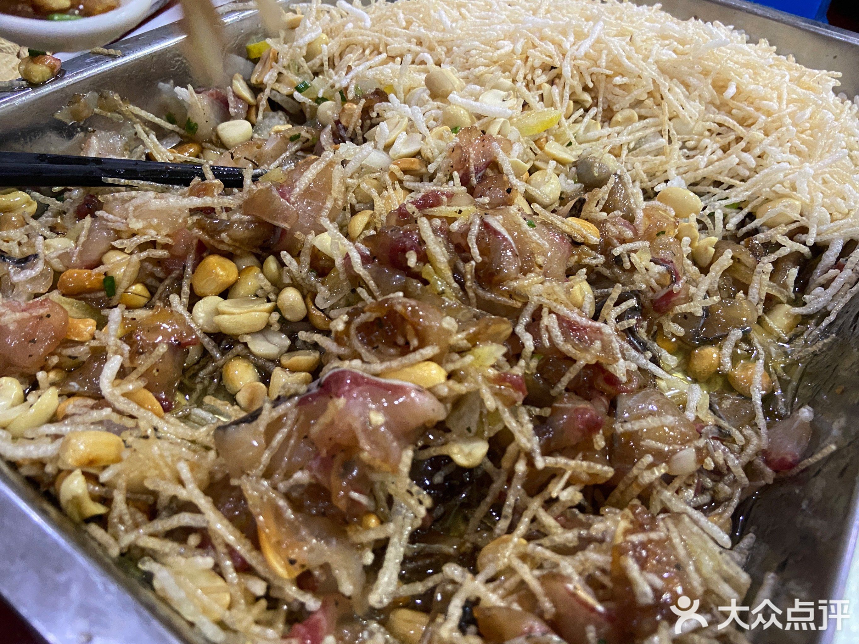 钟周第一家土鸡米粉农家菜(总店)
