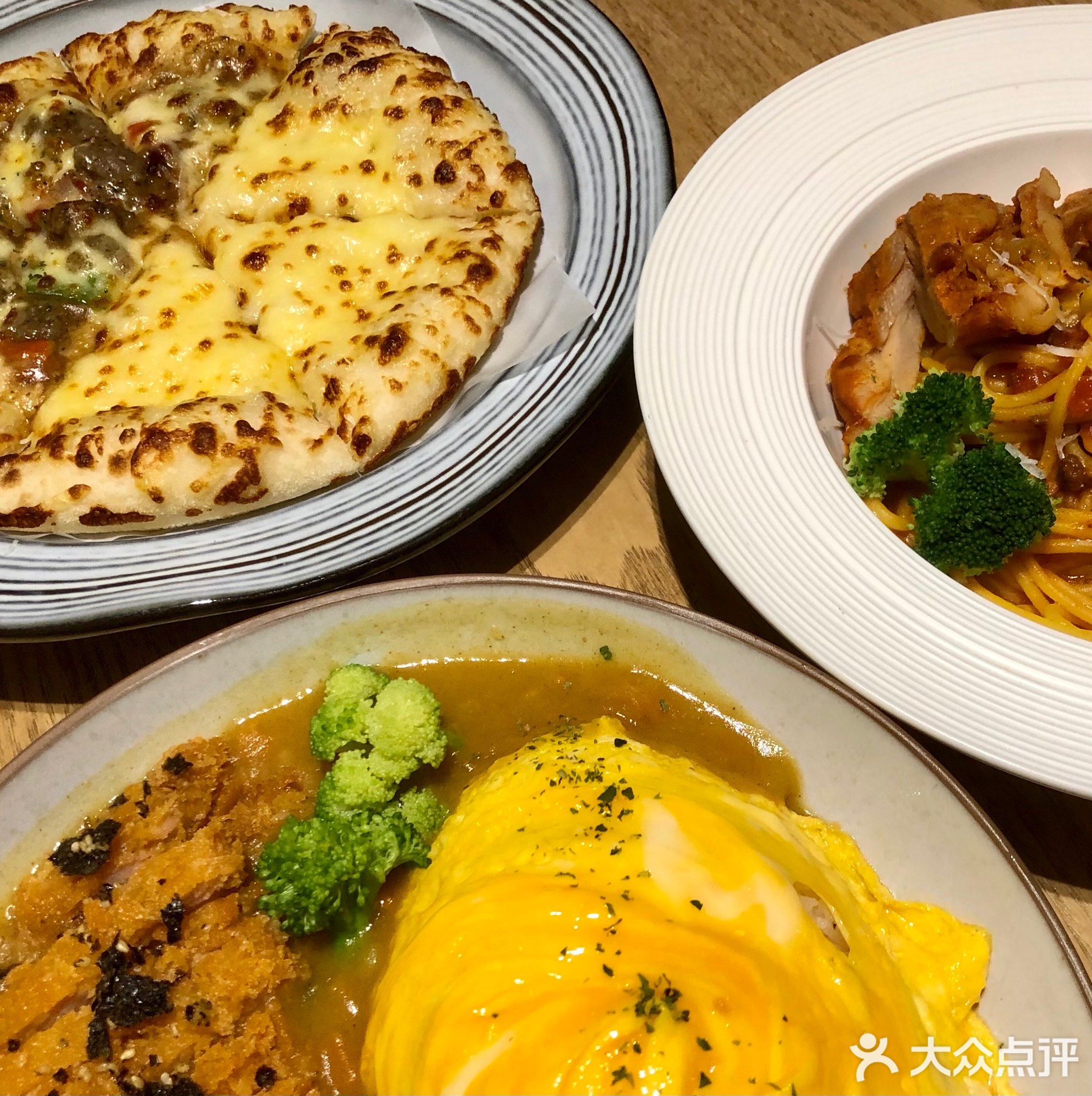 食刻西餐厅(大润发店)