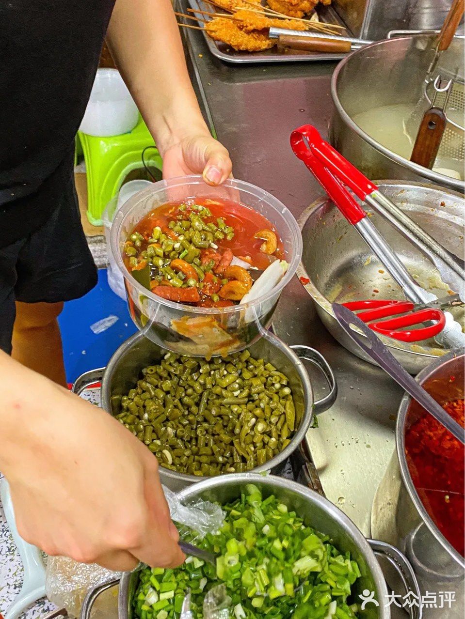 阿姐姐串串香(天涯区儋州社区店)