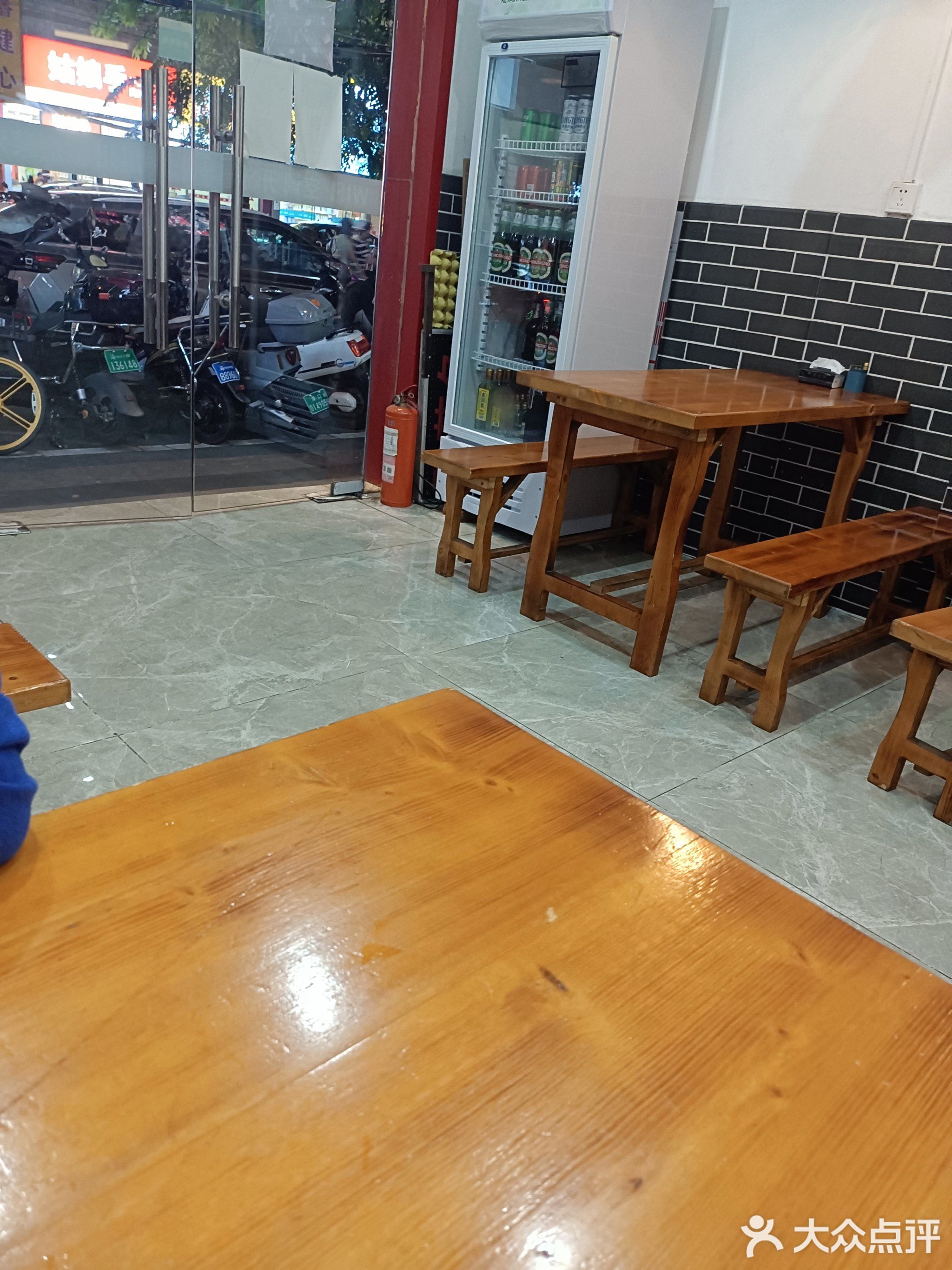 川川川菜馆(椰海新城店)
