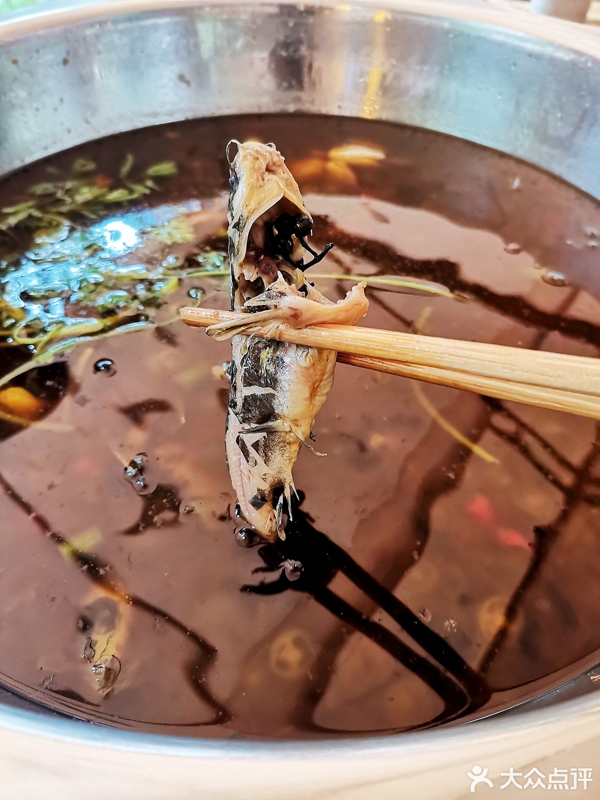 清溪大院·美蛙·鱼头火锅店